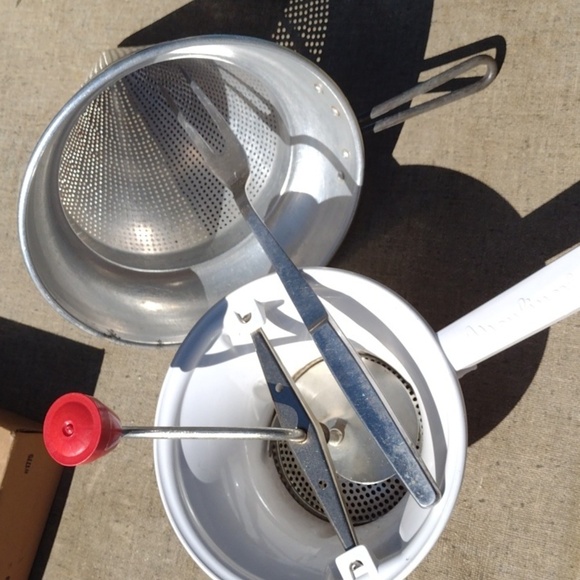 Kitchen Utensils - Picture 1 of 1